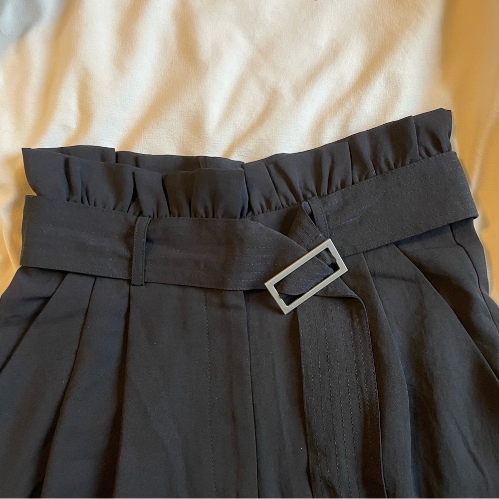 Black High-Waisted Flowy Paperbag Trousers